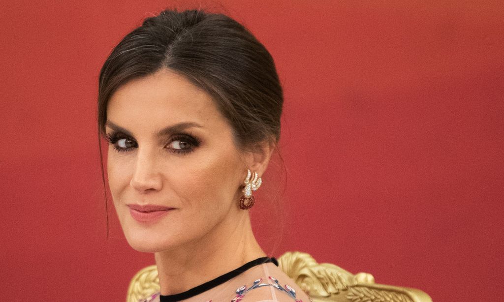 La reina Letizia no es la única: las 'celebrities' que lucen orgullosas sus canas