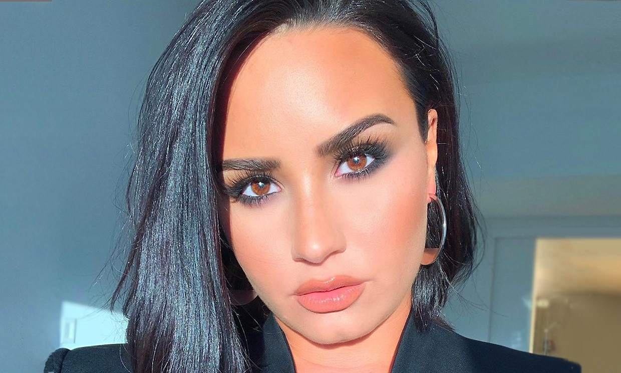 Demi Lovato reaparece en público y asegura que no cambiaría 'la dirección' de su vida 'por nada'