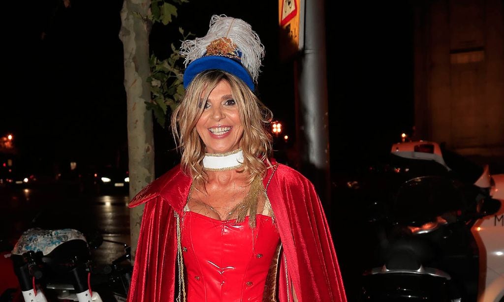 Arancha de Benito celebra su 50 cumpleaños con una divertida fiesta de disfraces