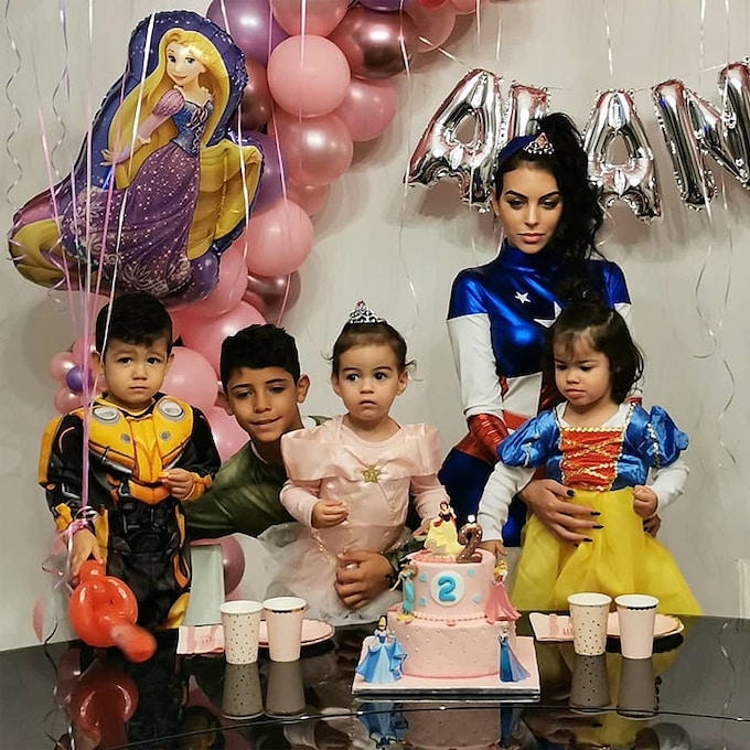 Georgina Rodríguez 'capitanea' el cumpleaños temático de su princesa, Alana Martina
