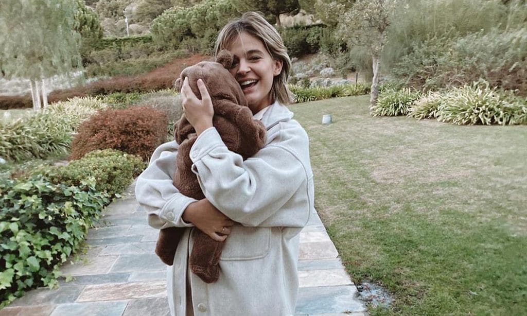 ¿Bebé o peluche? Laura Escanes y el 'look' más divertido de la pequeña Roma