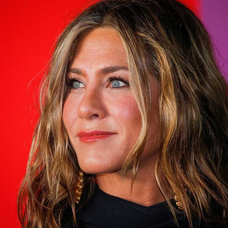 La divertida reacción de los amigos de Jennifer Aniston a su último logro virtual 