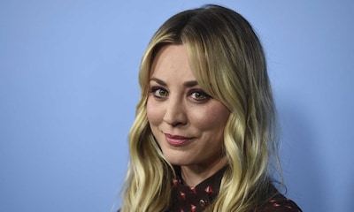 Kaley Cuoco deja atrás 'The Big Bang Theory' con su primera imagen en 'The Flight Attendant'