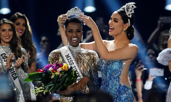 Así es la sudafricana Zozibini Tunzi, la activista por la igualdad que ha ganado Miss Universo