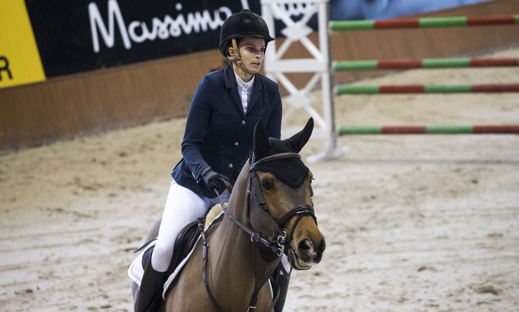 Athina Onassis, Cayetano Martínez de Irujo y Marta Ortega, en el concurso de saltos de A Coruña