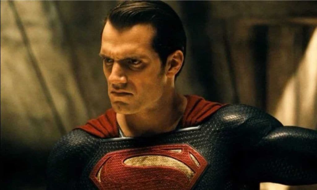 ¿Superman con traje de negro en 'La Liga de la Justicia'?