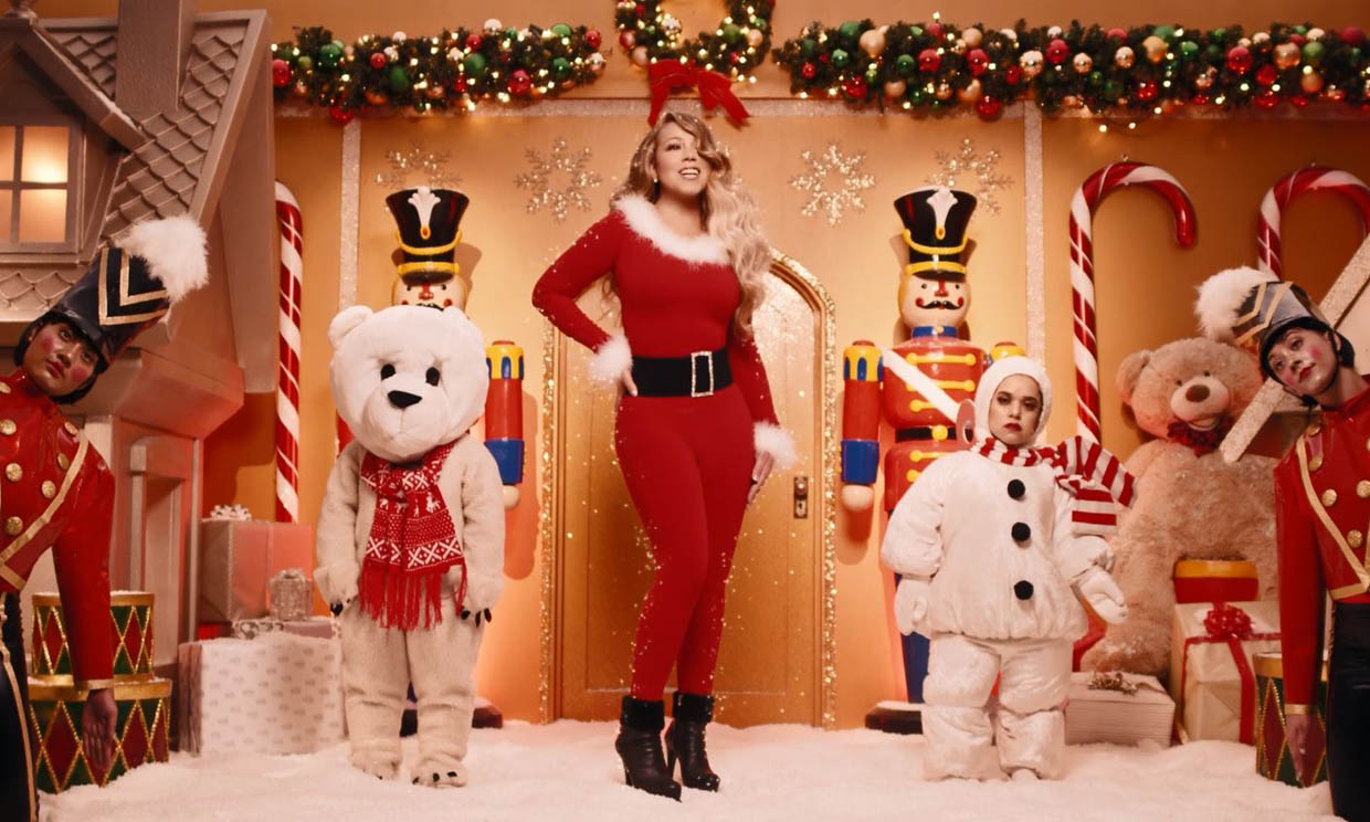 Mariah Carey estrena nuevo videoclip de 'All I want for Christmas is you' para celebrar su número uno en EE.UU