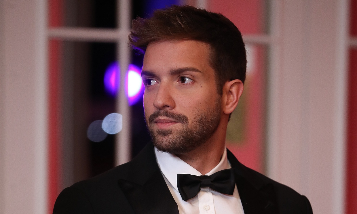 Pablo Alborán derrite la Navidad con su foto más 'hot'