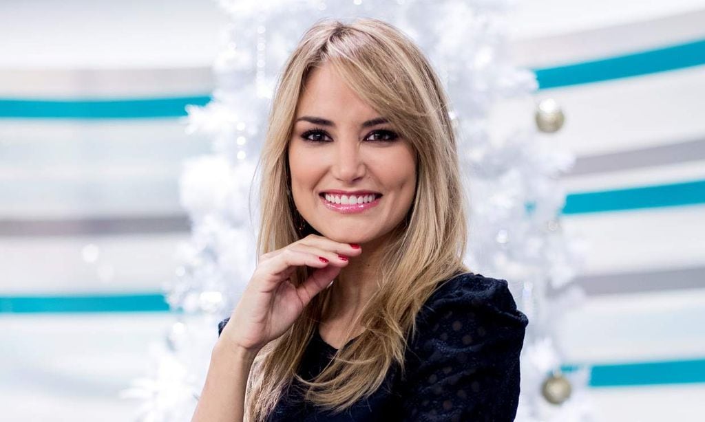 Alba Carrillo dedica palabras de amor a Santi Burgoa en la vuelta a su programa
