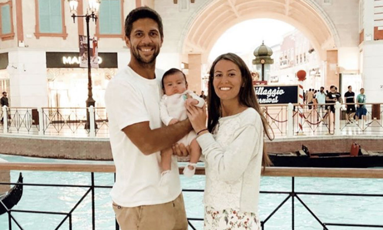 ¡HOLA! Estará el lunes a la venta con las imágenes exclusivas del bautizo de Miguel, el hijo de Ana Boyer y Fernando Verdasco