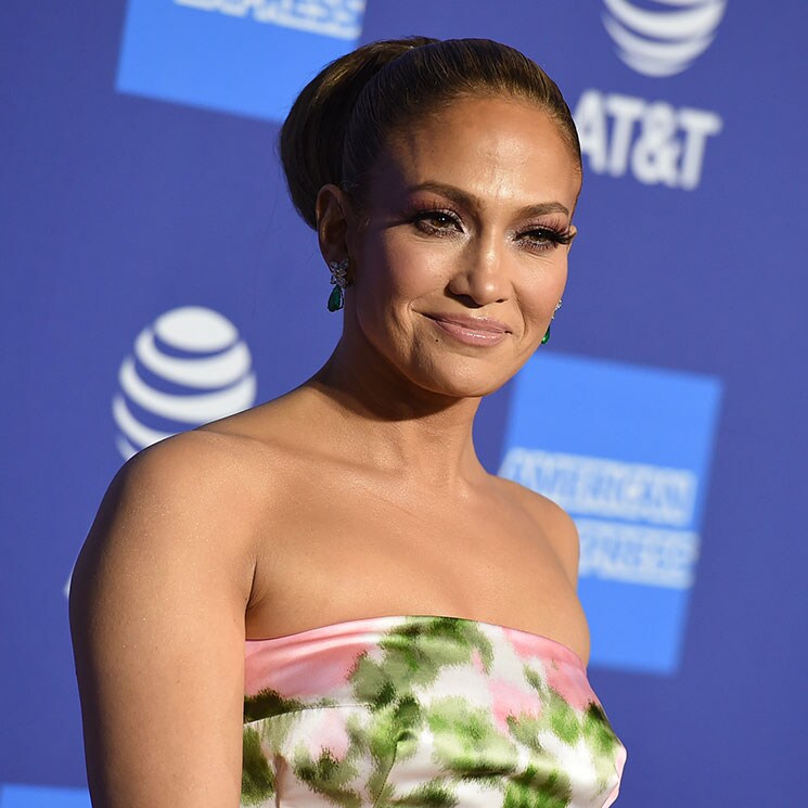 Jennifer Lopez recibe, emocionada y eufórica, su último premio