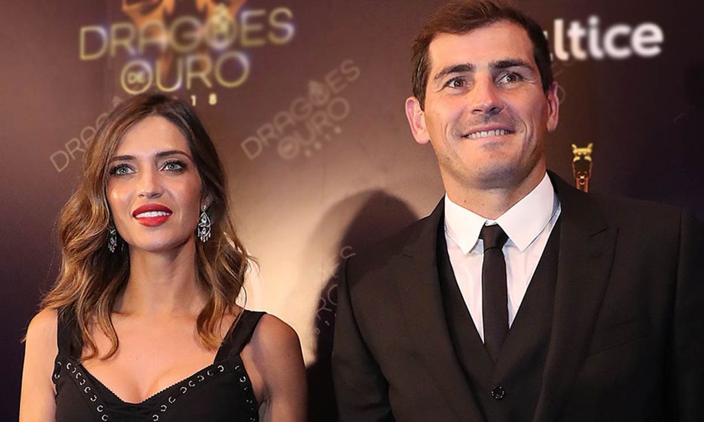 Con sus 'pikachus' y en plan castizo: así viven Sara Carbonero e Iker Casillas la llegada de Los Reyes