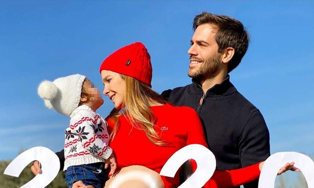 Natalia Sánchez y Marc Clotet celebran el primer 'añito' de Lia