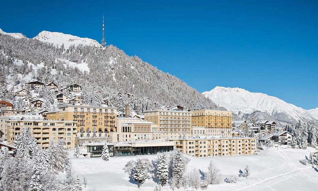Un palacio en la nieve: así es el lugar en el que celebran su boda Dasha Zhukova y Stavros Niarchos III