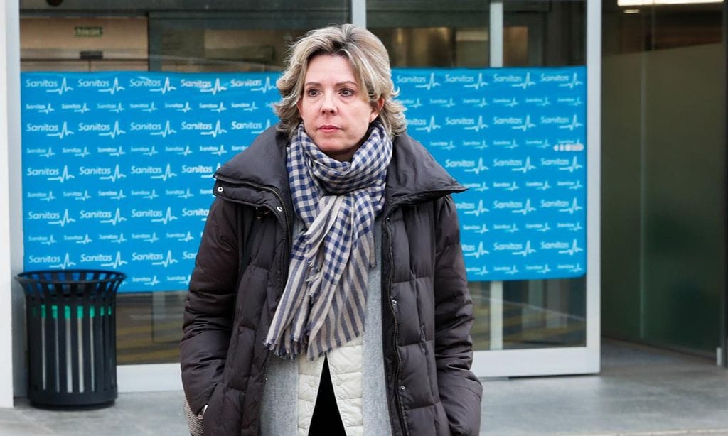 Simoneta Gómez-Acebo recibe el alta tras su ingreso hospitalario por una fuerte neumonía