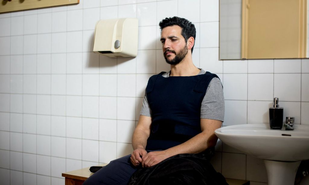Llega a España 'Kosta', la serie finlandesa de Fran Perea