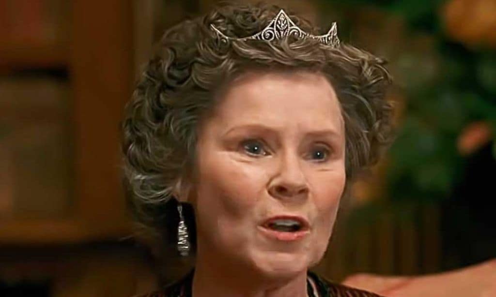 Imelda Staunton se convertirá en la reina Isabel II en la quinta temporada de 'The Crown'