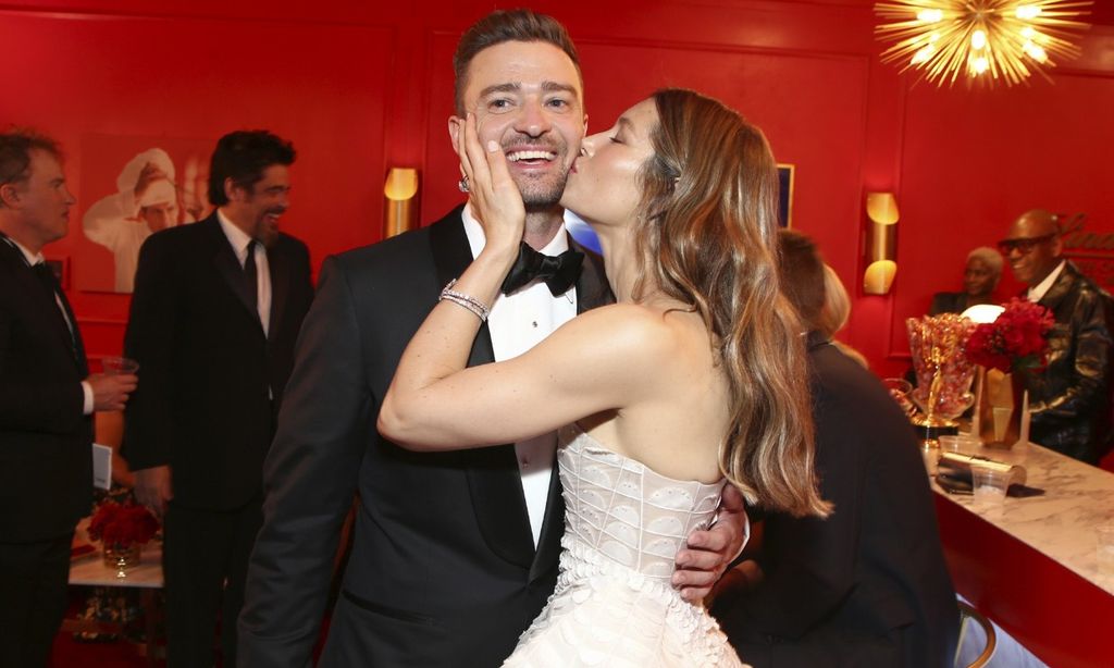Jessica Biel muestra públicamente su amor por Justin Timberlake tras la tempestad