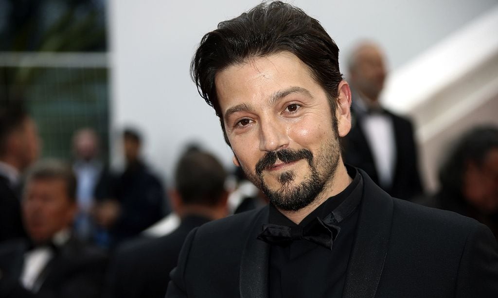 Las dificultades de Diego Luna para manejar su vida familiar durante los rodajes de 'Narcos: México'