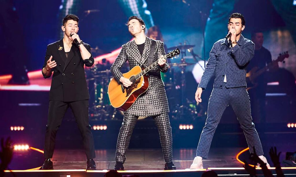 Diez años más tarde, Jonas Brothers inundan Madrid de nostalgia adolescente en su concierto