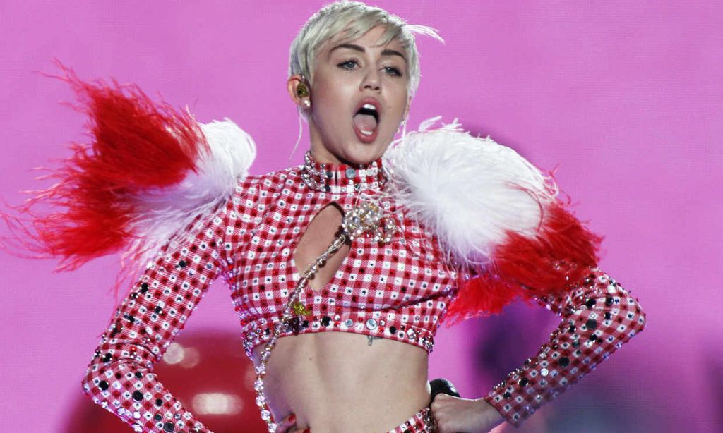 La decisión de Miley Cyrus con Cody Simpson que hace saltar las alarmas