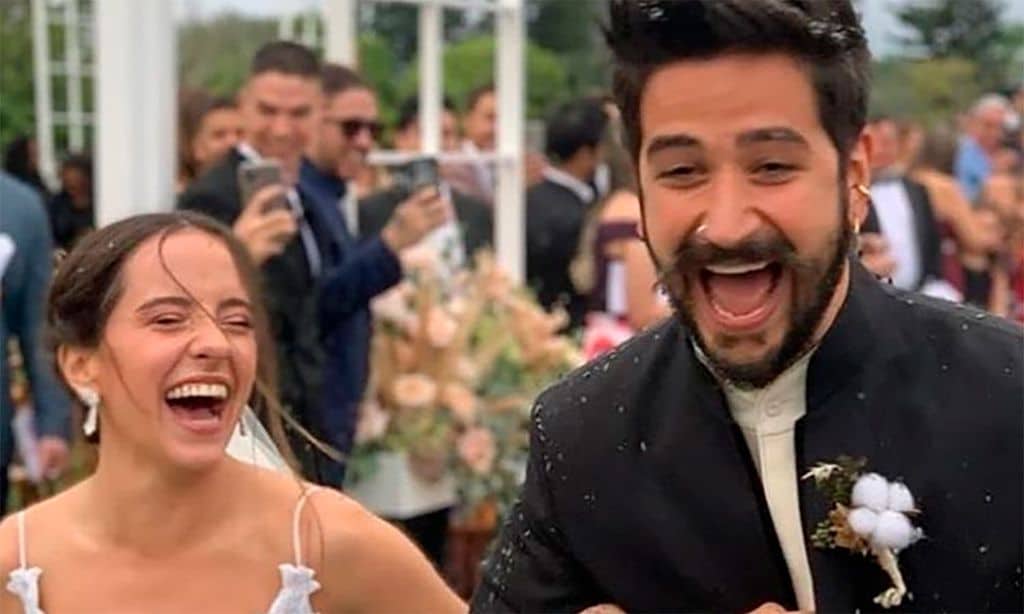 La divertida y romántica boda del cantante Camilo y Evaluna Montaner al ritmo de 'Tutu'