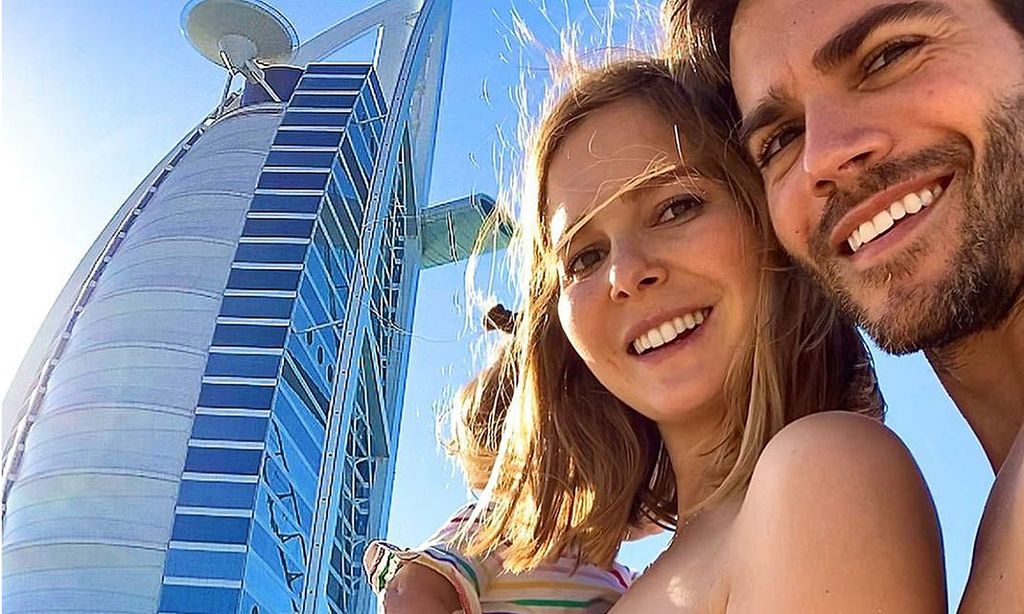 Natalia Sánchez se despide de su 'babymoon' con un día lleno de diversión para la pequeña Lia