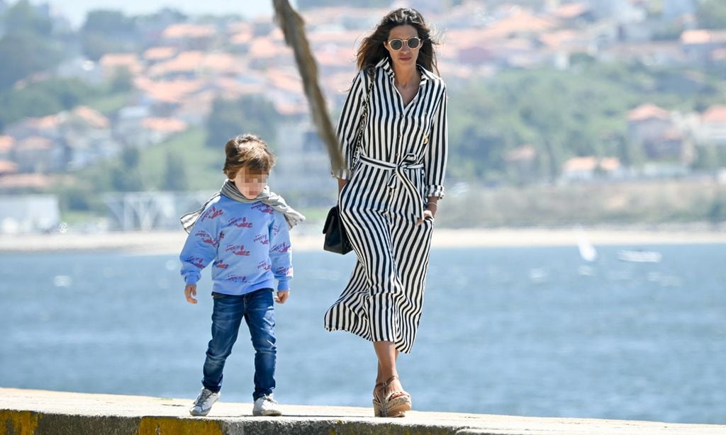 El divertido fin de semana de Sara Carbonero y sus hijos: paseos por la playa y fiesta de pijamas