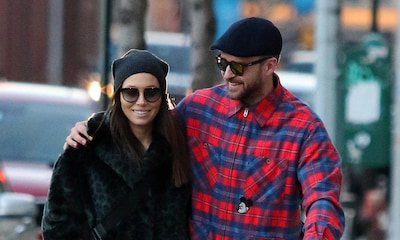 Justin Timberlake, todo un 'padrazo' con su hijo Silas durante un paseo en familia por Nueva York