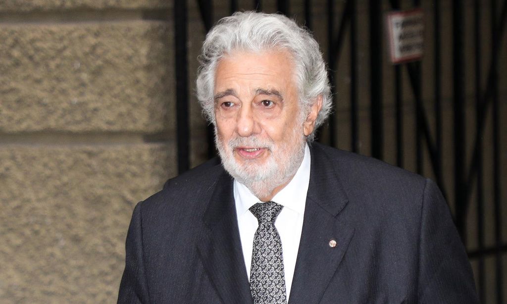 Plácido Domingo pide perdón en un comunicado
