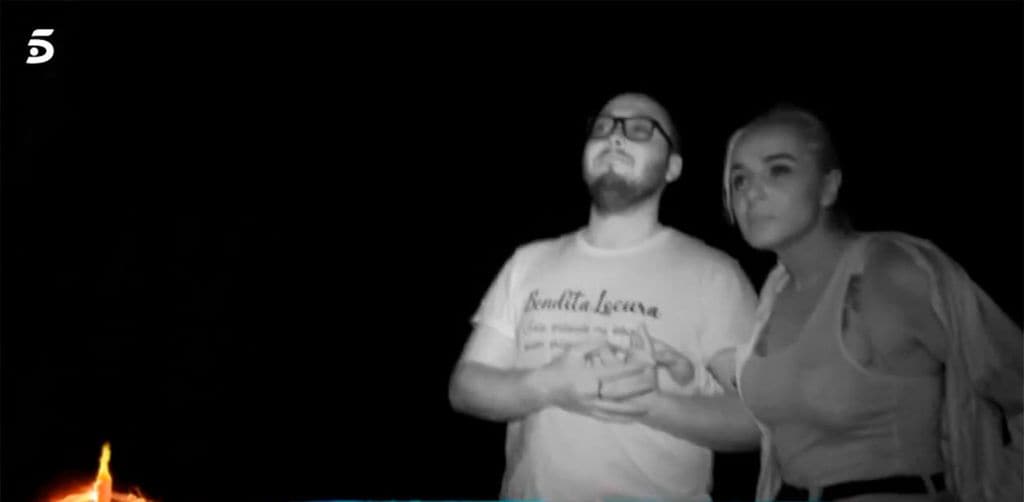 José Antonio Avilés y Ana María Aldón, reporteros improvisados del encuentro entre Hugo e Ivana