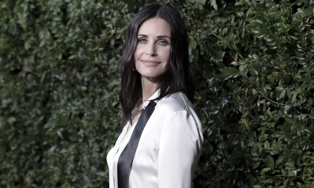 Courteney Cox revela a qué actor ficharía para interpretar a un joven Joey en 'Friends'