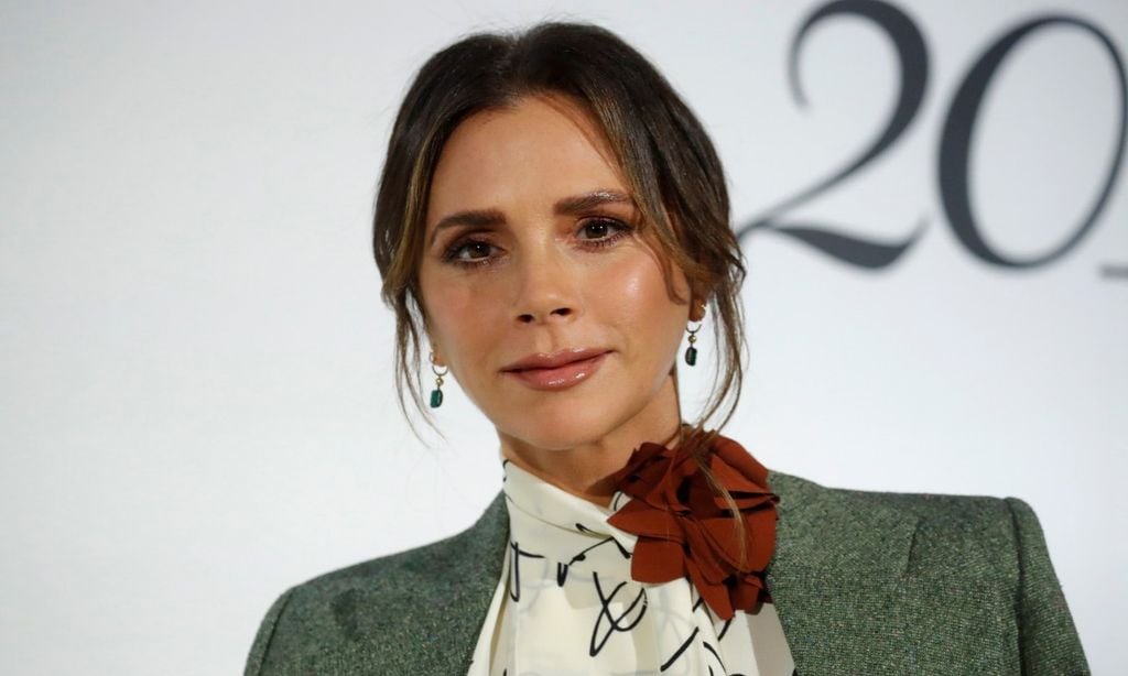 Victoria Beckham muestra su espíritu más positivo en un complicado 'Día de la Madre'