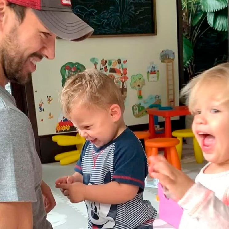 ¡Qué monada! El juego de Enrique Iglesias con su hijo que te sacará una sonrisa