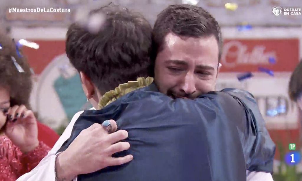 Los sueños se cumplen: Joshua se proclama ganador de la tercera edición de 'Maestros de la costura'