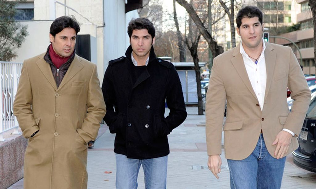 El motivo por el que Julián Contreras ha contactado con sus hermanos, Francisco y Cayetano