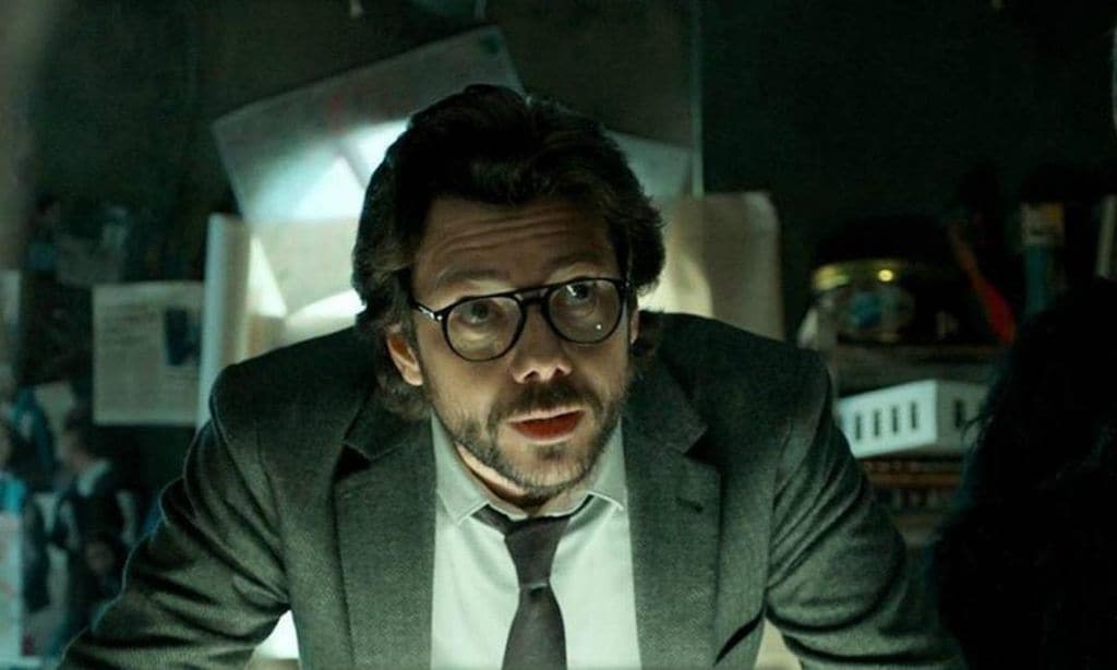 Álvaro Morte 'calienta motores' antes del estreno de 'La casa de papel'