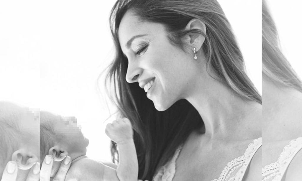Las preciosas imágenes con las que Lorena Van Heerde celebra el cuarto cumplemés de su hijo