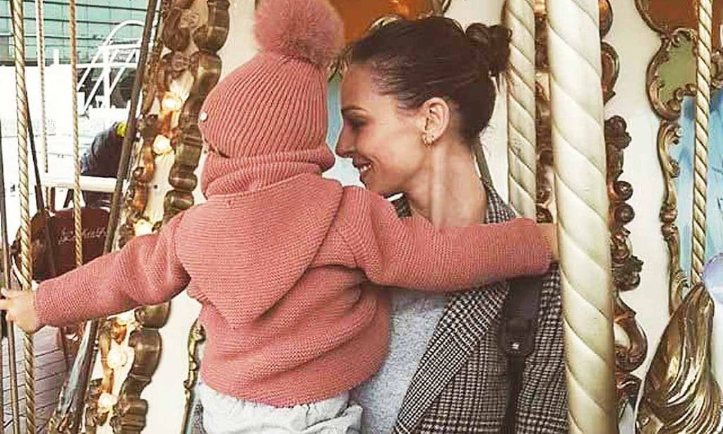 La tierna imagen de Eva González con el pequeño Cayetano que describe 'lo mejor' de su cuarentena