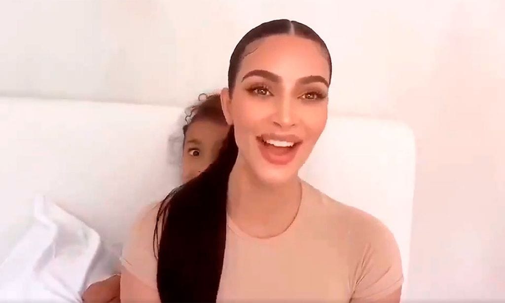 La simpática interrupción de North West a Kim Kardashian en pleno discurso