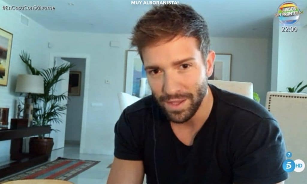 Pablo Alborán confiesa lo que más canta en el confinamiento... y te va a sorprender