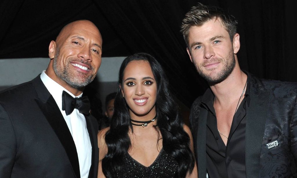 La felicitación más surrealista de Chris Hemsworth a su amigo Dwayne Johnson, 'La Roca'