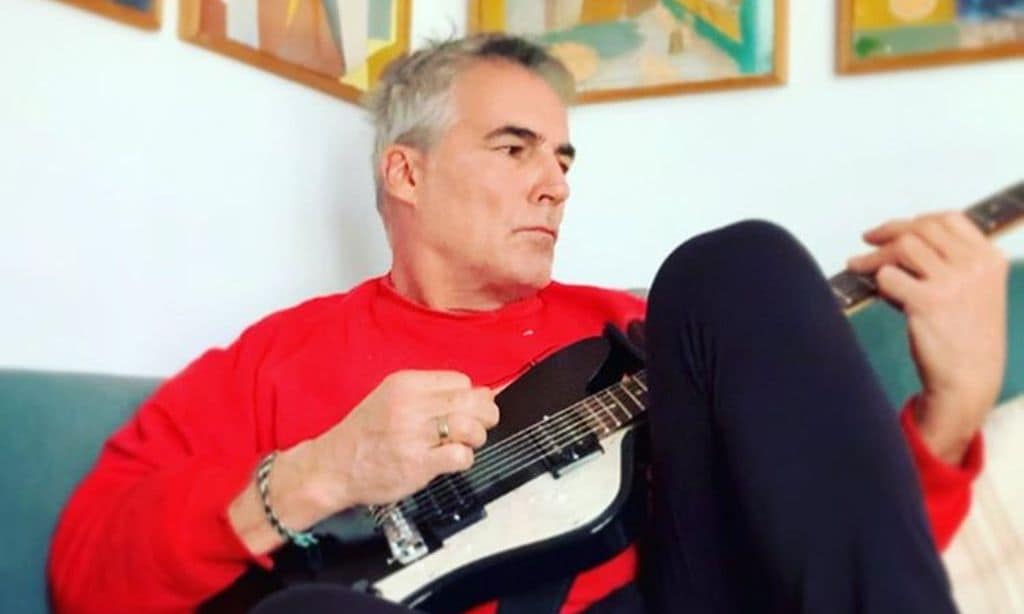 David Cantero pone música a sus aplaudidos comentarios sobre la crisis del coronavirus