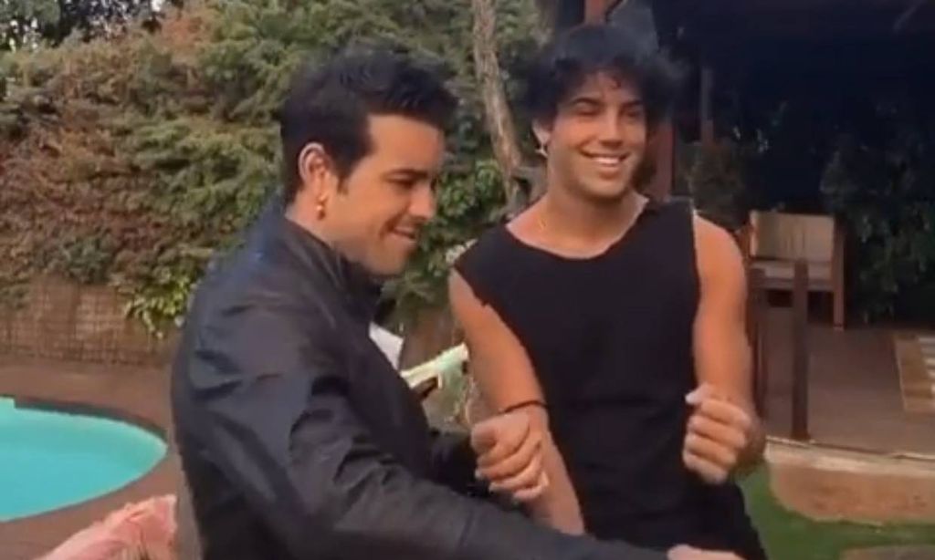 Mario y Óscar Casas arrasan con su sorprendente y divertido baile 'twerking'