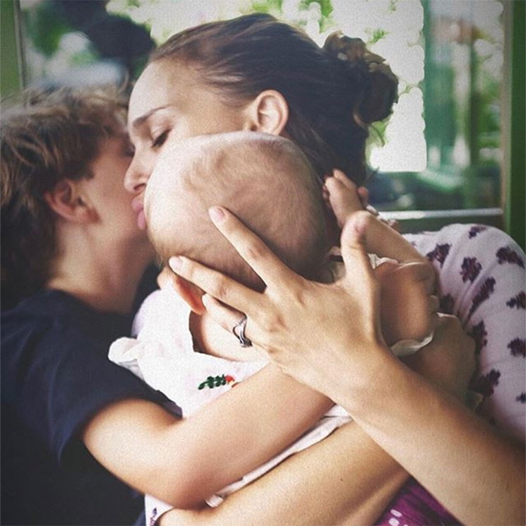 Natalie Portman comparte una foto adorable e inusual con sus hijos