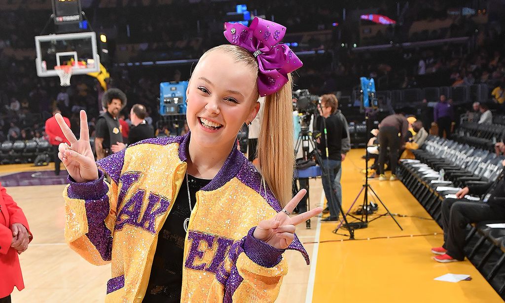Jojo Siwa abandona su famosa coleta al pasar a la adolescencia
