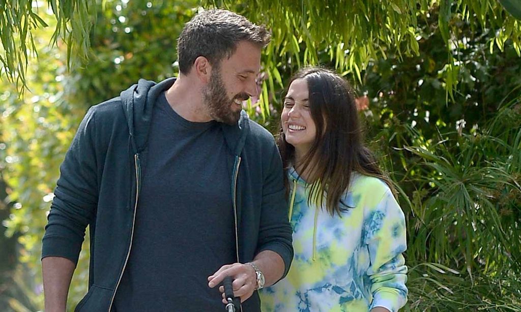 Los amigos de Ben Affleck consideran que Ana de Armas es una 'gran influencia' para el actor