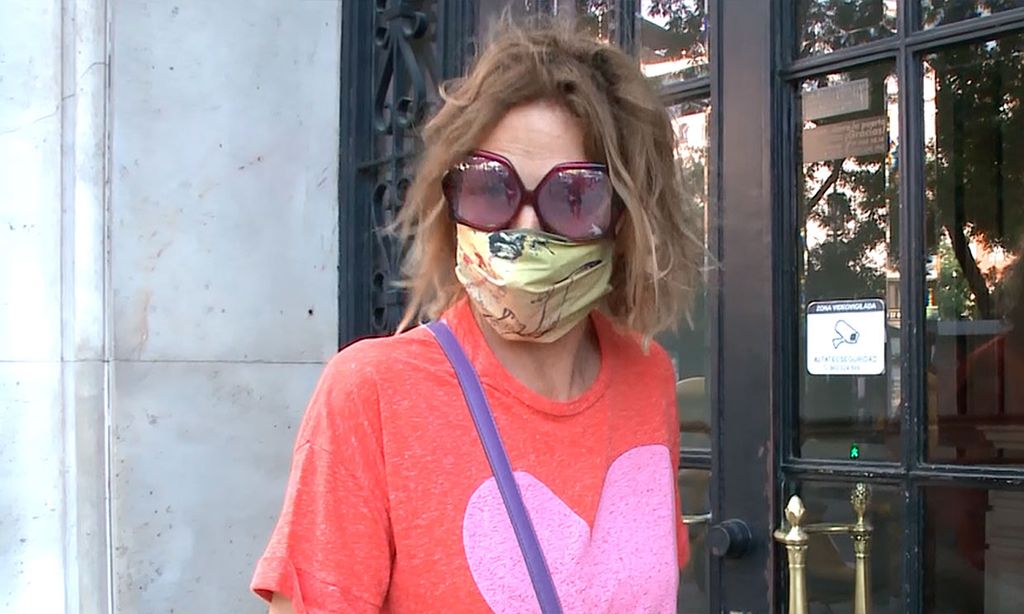 Primeras declaraciones de Ágatha Ruiz de la Prada tras las imágenes junto a Luis Gasset en ¡HOLA!