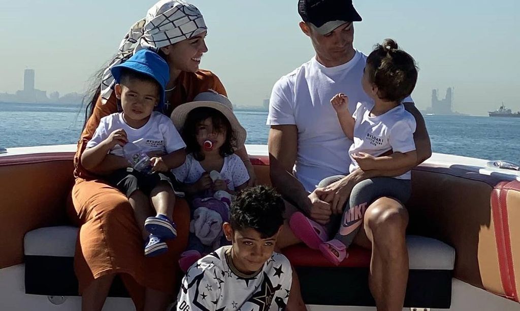Cristiano Ronaldo, Georgina Rodríguez y sus hijos