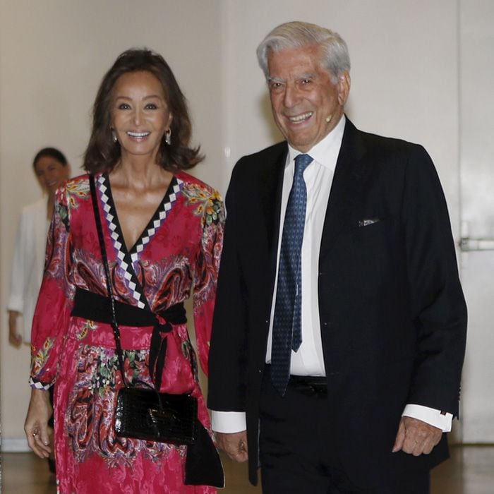 Isabel Preysler y Mario Vargas Llosa celebran cinco años de amor